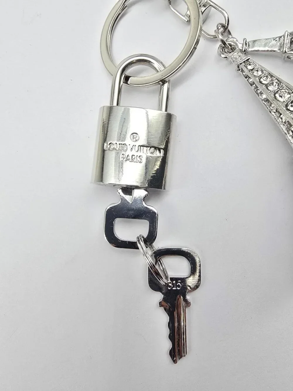Authentic Louis Vuitton Silver Lock 🔒 Unbranded Eiffel Tower Keychain